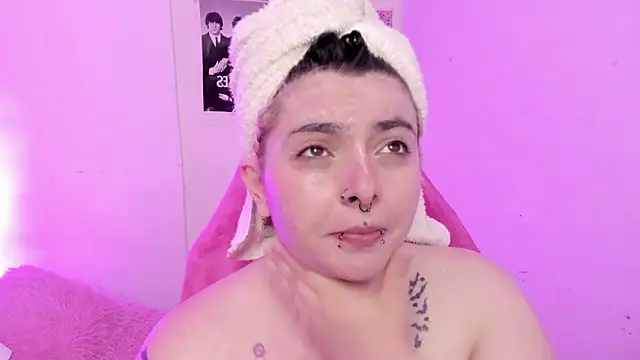 Snapshot of Sachi_Meow chatting on February 22, 7:23 pm Sachi Meow online show from February 22, 7:23 pm