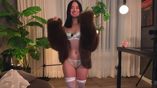 Miss beee online show from November 26, 12:00 am