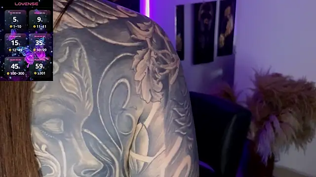  brenna hanson online show from March 7, 7:11 pm