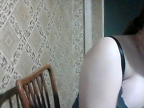 Elizabeth Meow online show from April 2, 4:26 pm