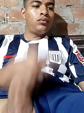 Snapshot of Blaximental2202 chatting on February 24, 2:42 am Blaximental2202 online show from February 24, 2:42 am