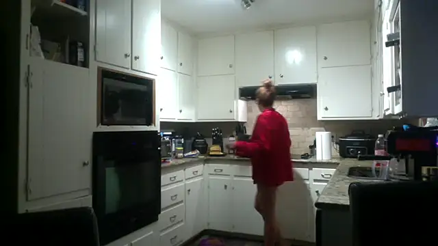 Snapshot of bella8769 chatting on February 25, 6:23 am bella8769 online show from February 25, 6:23 am