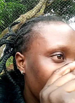 Snapshot of pretty_amaal chatting on December 20, 12:05 pm pretty amaal online show from December 20, 12:05 pm