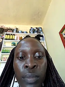 Snapshot of pretty_amaal chatting on November 5, 1:00 pm pretty amaal online show from November 5, 1:00 pm