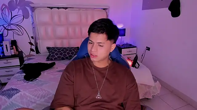 Snapshot of Niicky1_ chatting on January 16, 9:08 pm Niicky1 online show from January 16, 9:08 pm