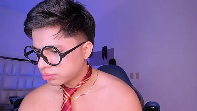 Snapshot of Niicky1_ chatting on January 21, 11:34 pm Niicky1 online show from January 21, 11:34 pm