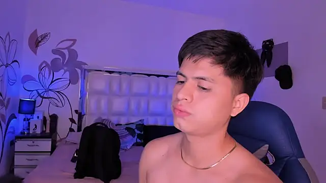 Snapshot of Niicky1_ chatting on January 24, 1:03 am Niicky1 online show from January 24, 1:03 am