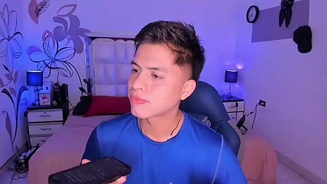 Snapshot of Niicky1_ chatting on January 28, 8:36 pm Niicky1 online show from January 28, 8:36 pm