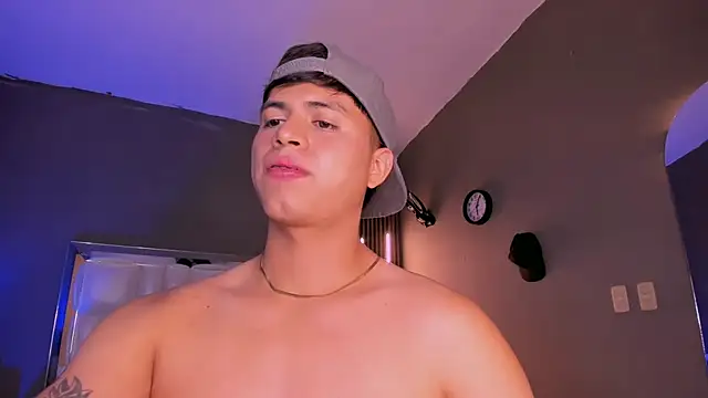 Snapshot of Niicky1_ chatting on March 11, 12:00 am Niicky1 online show from March 11, 12:00 am