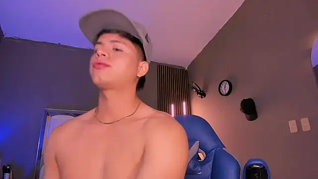 Snapshot of Niicky1_ chatting on March 11, 11:59 pm Niicky1 online show from March 11, 11:59 pm