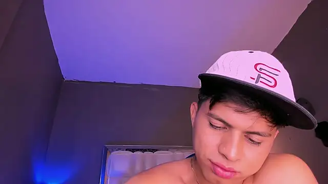 Snapshot of Niicky1_ chatting on March 20, 12:30 am Niicky1 online show from March 20, 12:30 am