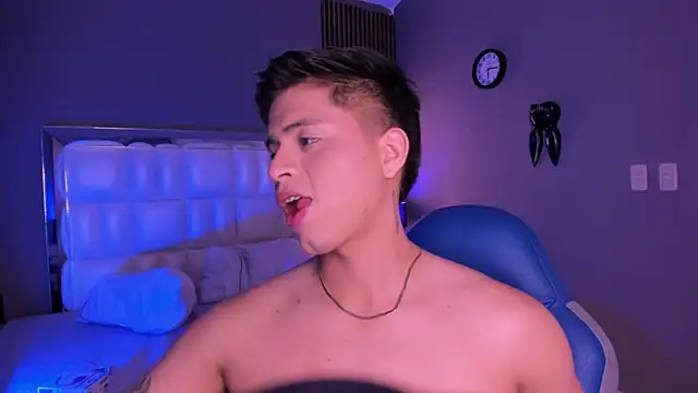 Snapshot of Niicky1_ chatting on September 10, 9:15 pm Niicky1 online show from September 10, 9:15 pm