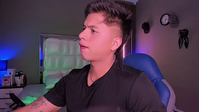 Snapshot of Niicky1_ chatting on September 14, 9:14 pm Niicky1 online show from September 14, 9:14 pm