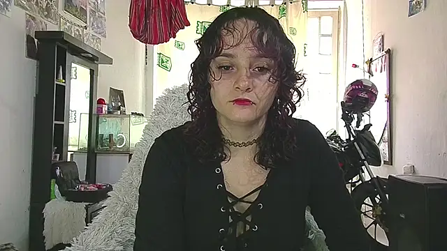 kitty22  online show from May 28, 2:03 pm