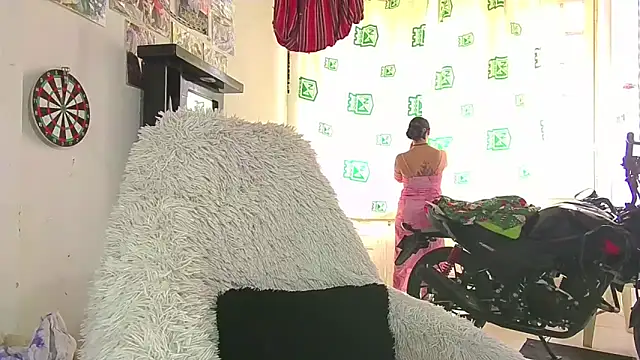 kitty22  online show from May 30, 5:43 pm