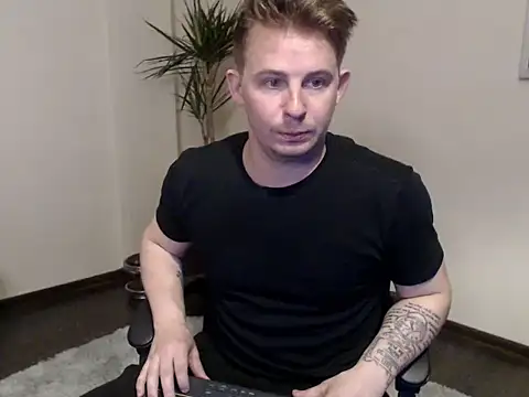 LandonYork online show from April 30, 8:57 pm
