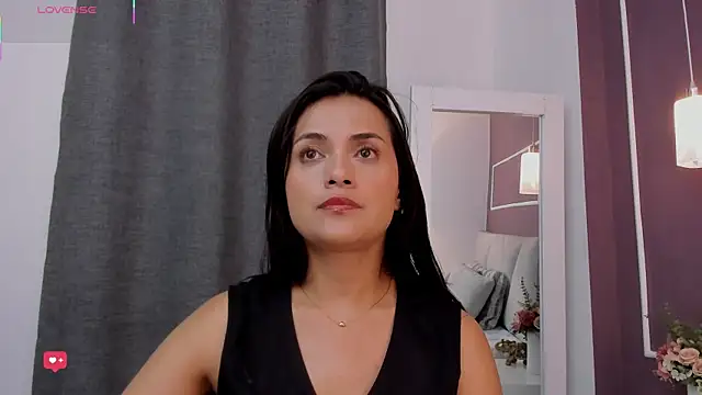 Snapshot of katrina_kaif_x chatting on June 25, 7:18 pm katrina kaif x online show from June 25, 7:18 pm