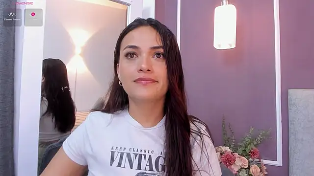 Snapshot of katrina_kaif_x chatting on July 27, 7:21 pm katrina kaif x online show from July 27, 7:21 pm