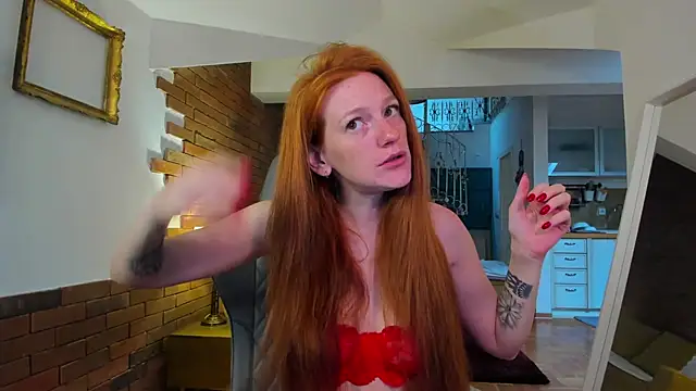 Aliceginger99 online show from November 3, 6:25 am