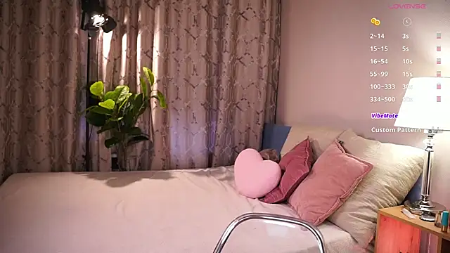 askaudrey  online show from February 22, 2:15 pm