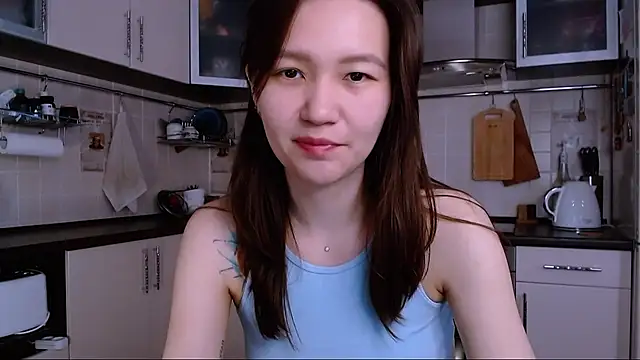 Kelly Yon online show from March 27, 7:14 am