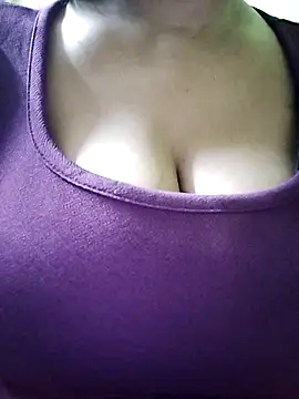 Snapshot of Shreya727 chatting on October 21, 7:58 pm Shreya727 online show from October 21, 7:58 pm
