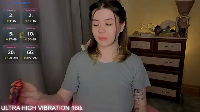 cutie mili online show from March 11, 9:15 am