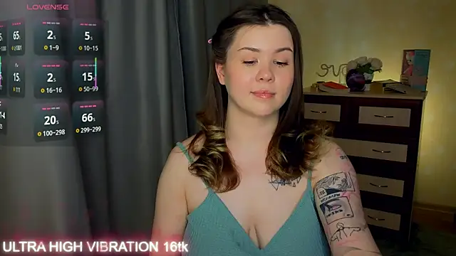 cutie mili online show from August 3, 2:44 pm