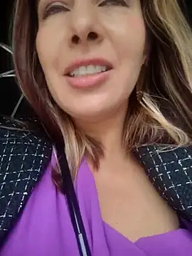 Snapshot of scarlett_moore chatting on May 2, 5:51 pm scarlett moore online show from May 2, 5:51 pm
