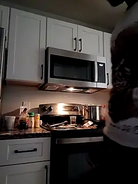 Snapshot of Atlantalitty chatting on October 31, 1:34 pm Atlantalitty online show from October 31, 1:34 pm