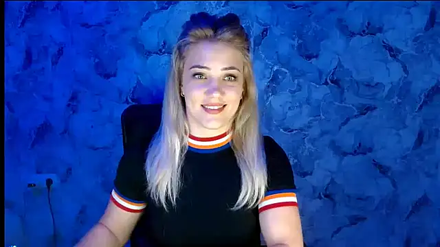 Snapshot of nika_gold1 chatting on September 30, 2:33 pm nika gold1 online show from September 30, 2:33 pm