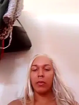transgirl26 online show from April 10, 4:33 pm