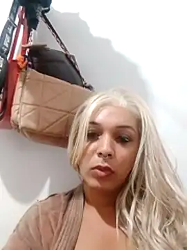 transgirl26 online show from April 14, 8:59 pm