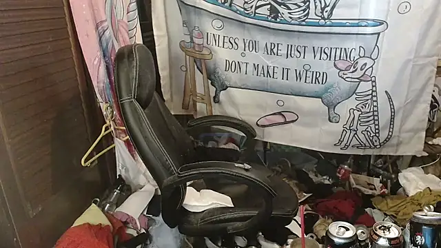 Ombeline1 online show from February 6, 9:12 am