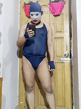 Snapshot of zentaishow chatting on March 4, 5:35 am zentaishow online show from March 4, 5:35 am