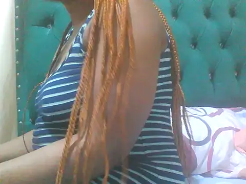 Snapshot of Sexy_Riri chatting on February 13, 2:46 pm Sexy Riri online show from February 13, 2:46 pm