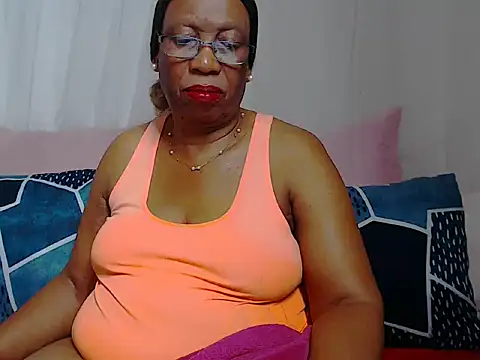 Snapshot of Freakyassnwildx chatting on May 14, 9:27 am Freakyassnwildx online show from May 14, 9:27 am