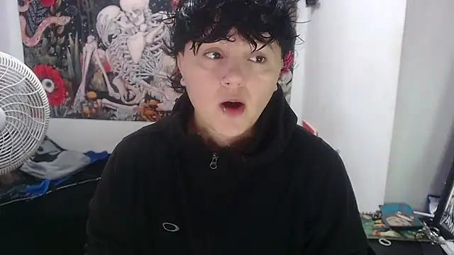 isabeautyx19 online show from March 29, 2:22 am