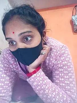 Snapshot of Hi_Radhika chatting on January 17, 11:06 am Hi Radhika online show from January 17, 11:06 am