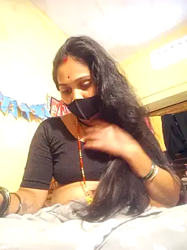 Snapshot of Hi_Radhika chatting on January 23, 8:15 am Hi Radhika online show from January 23, 8:15 am