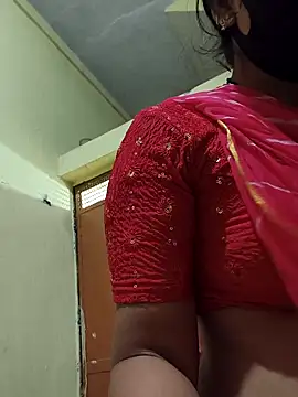 Snapshot of Hi_Radhika chatting on February 10, 1:24 am Hi Radhika online show from February 10, 1:24 am