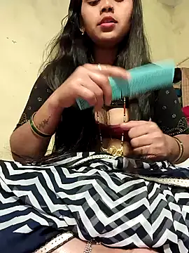 Snapshot of Hi_Radhika chatting on February 13, 5:22 pm Hi Radhika online show from February 13, 5:22 pm
