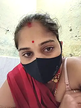 Snapshot of Hi_Radhika chatting on February 18, 12:48 am Hi Radhika online show from February 18, 12:48 am