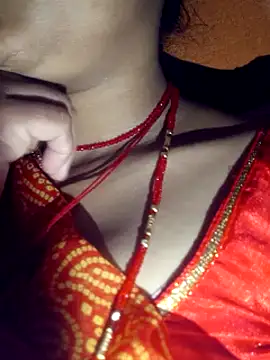 Snapshot of Hi_Radhika chatting on February 23, 1:21 pm Hi Radhika online show from February 23, 1:21 pm