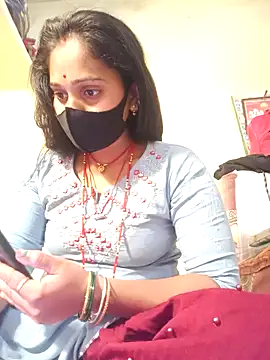 Snapshot of Hi_Radhika chatting on February 25, 7:20 am Hi Radhika online show from February 25, 7:20 am