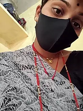 Snapshot of Hi_Radhika chatting on March 7, 8:45 am Hi Radhika online show from March 7, 8:45 am