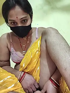 Snapshot of Hi_Radhika chatting on March 21, 1:13 am Hi Radhika online show from March 21, 1:13 am