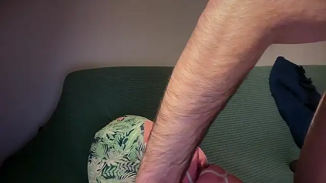 Snapshot of Brianjonest chatting on March 19, 8:35 pm Brianjonest online show from March 19, 8:35 pm