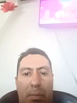 Snapshot of walwan85 chatting on October 31, 8:21 pm walwan85 online show from October 31, 8:21 pm