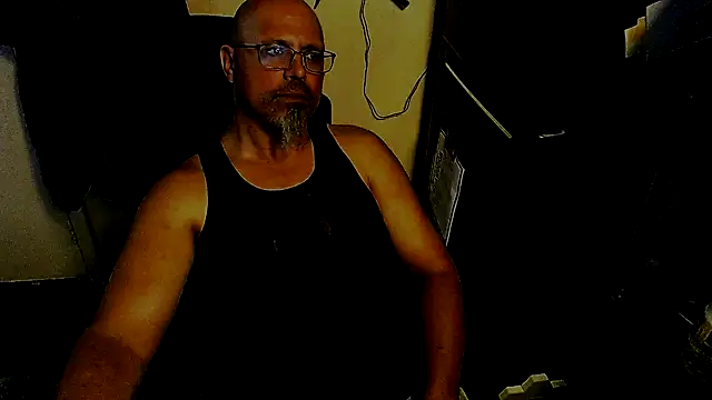 KrazyLegz online show from May 24, 8:03 pm